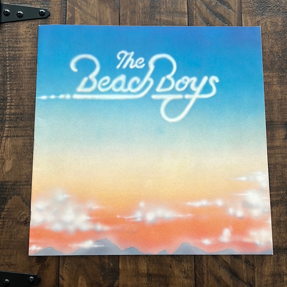 Vintage 1977 The Beach Boys Concert Program 26-Page Like New Condition